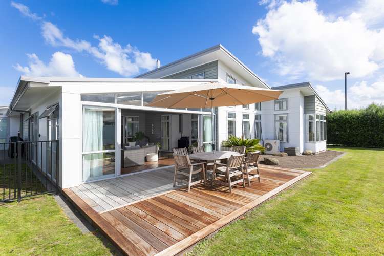 2 Fisher Place Lytton West_20