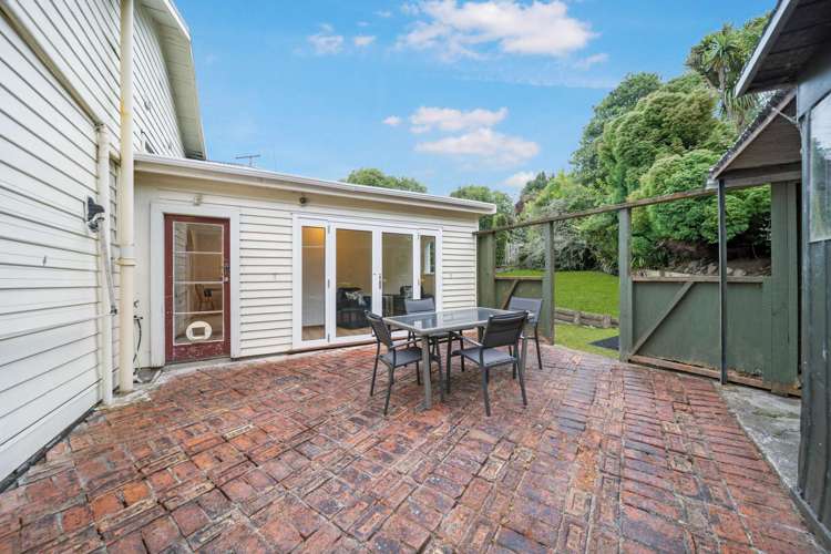 104 Neidpath Road Mornington_16