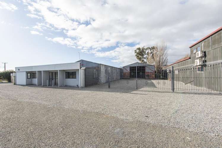 76 Riverbank Road Otaki_4