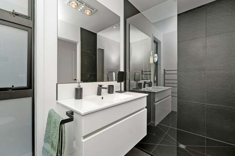 9 Kristin Place Manakau_15