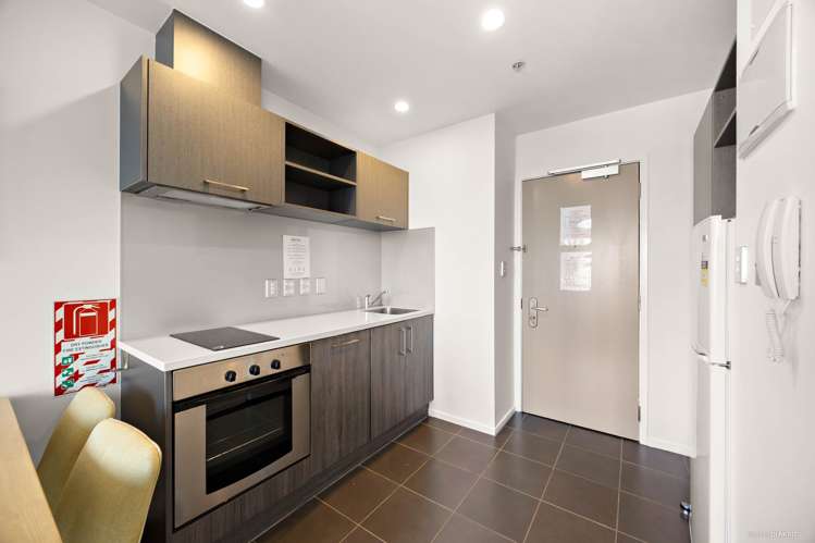 1901/74 Albert Street City Centre_6