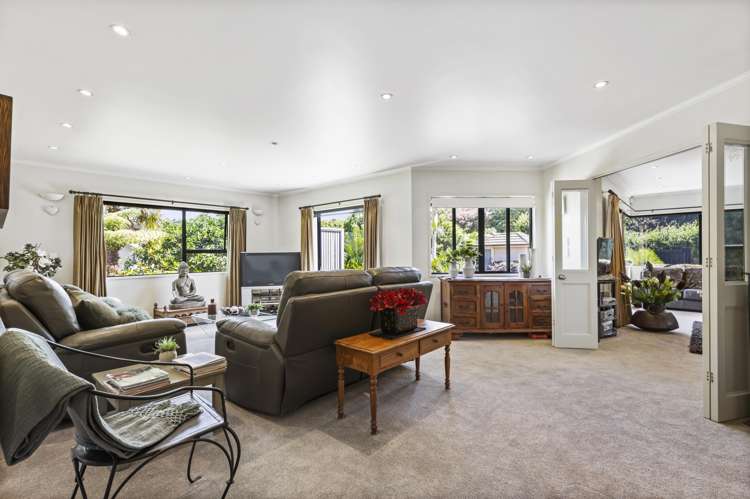 5 Landell Place Harrowfield_13