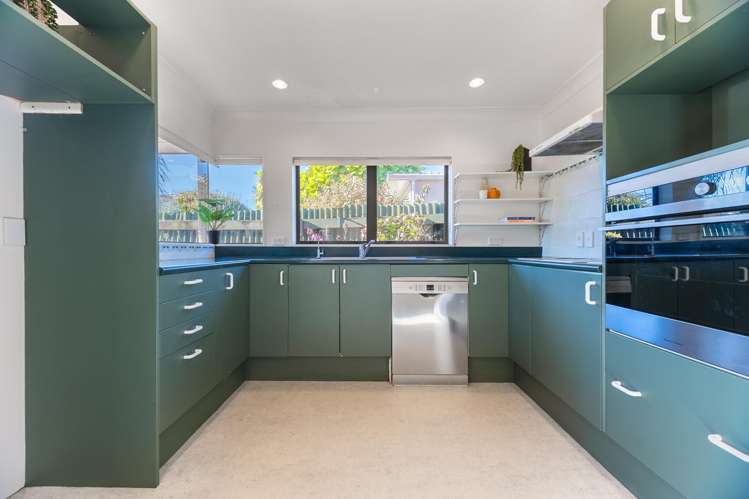 1 Inverell Place Waikanae_8