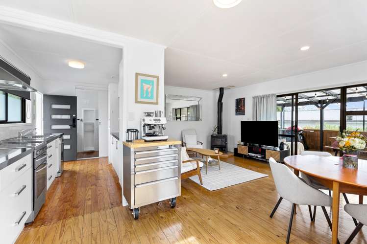 8 Karaka Road Whenuapai_2