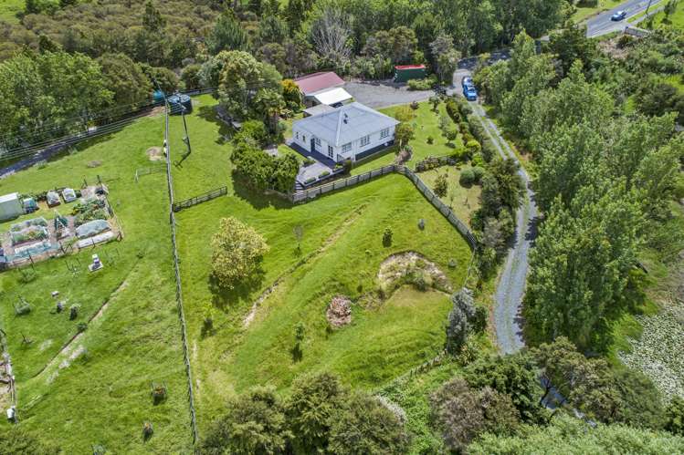 37 Pahi Road Paparoa_25