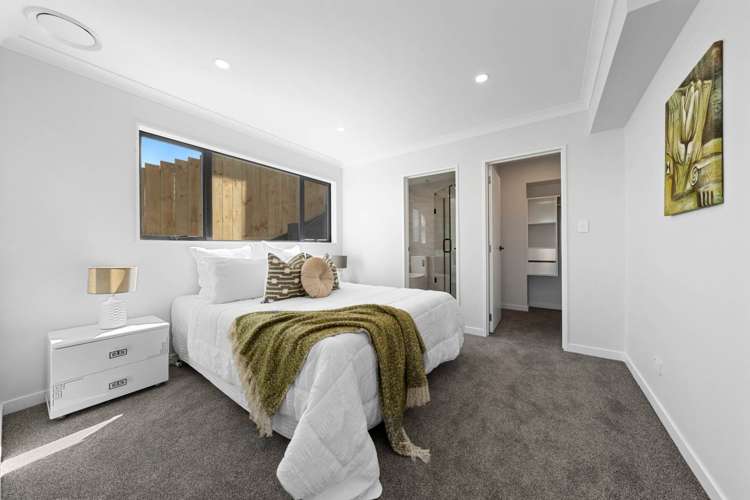 23 Ridgehill Rise Flat Bush_27