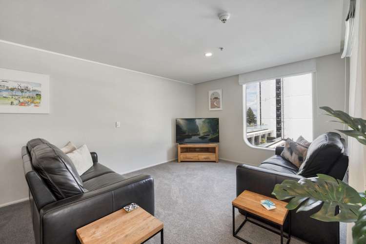 3C/2 Marine Parade Mt Maunganui_12