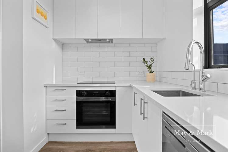 7 Puhua Lane Mount Roskill_6