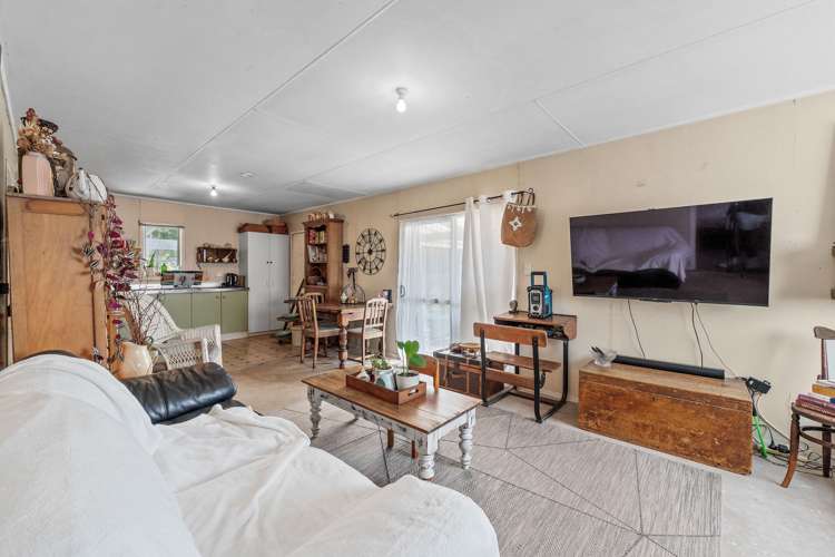 911 River Road Broadlands_12