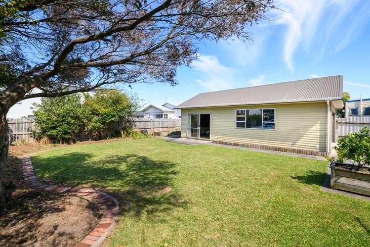 39 Cambridge Street Milson_21
