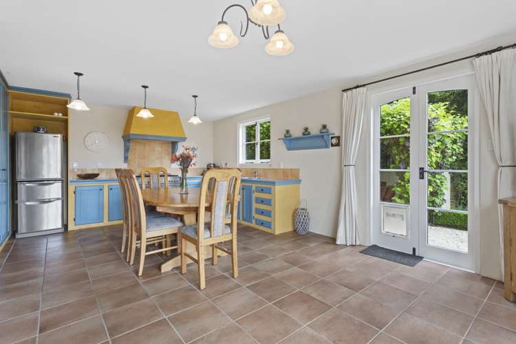 6 Main Road Governors Bay_7