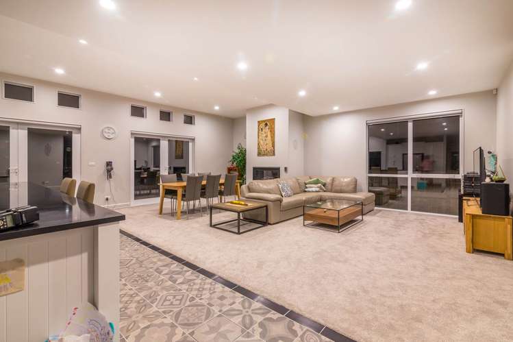 18 Golden Morning Drive Albany Heights_4