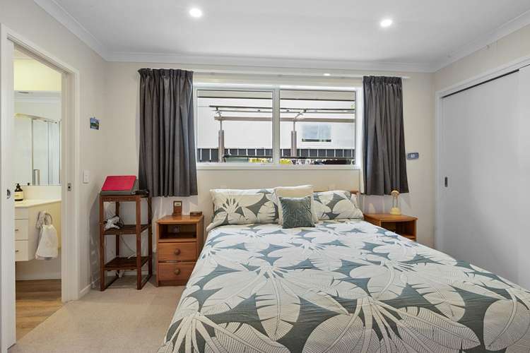 48 Wallace Place Westown_13