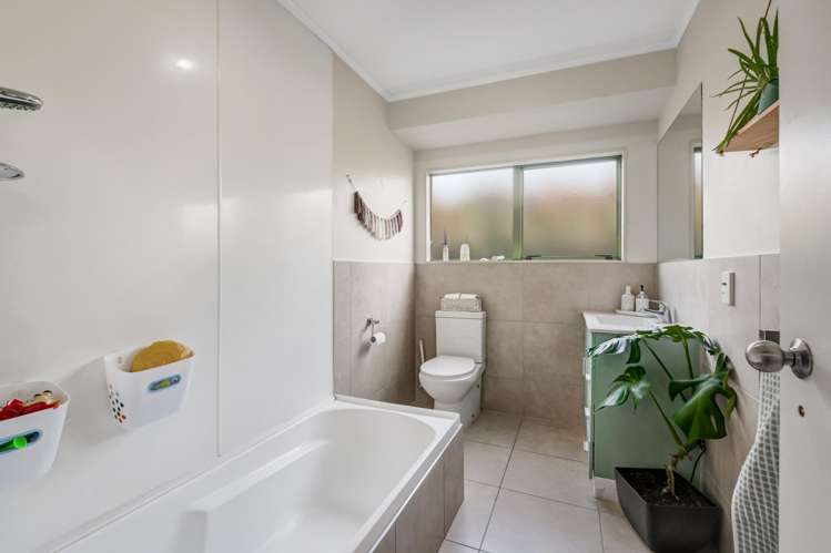 25a Jelas Road Red Beach_16