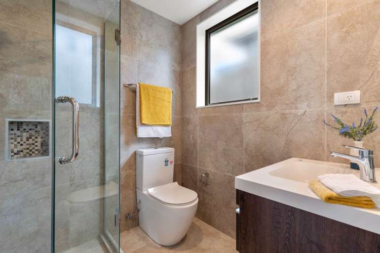 611c Glenfield Road Totara Vale_30