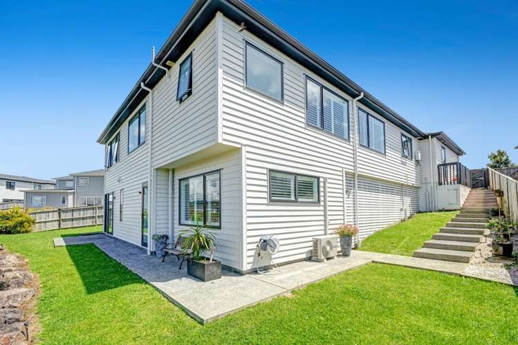 2 Bine Crescent Orewa_10