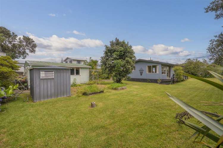27 Hornsea Road Tairua_21