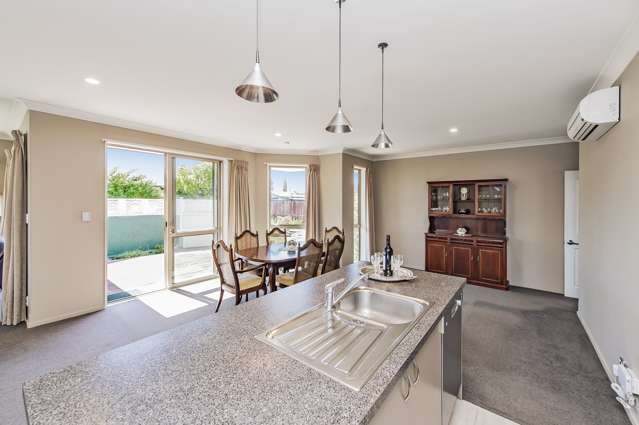 5 Stanwood Grove Darfield_4