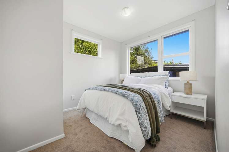 33 Chippendale Crescent Birkdale_16