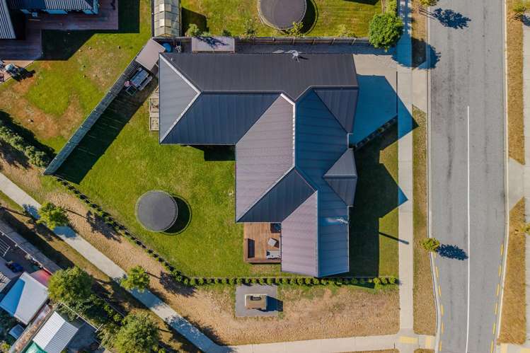6 Rua Street Albert Town_23