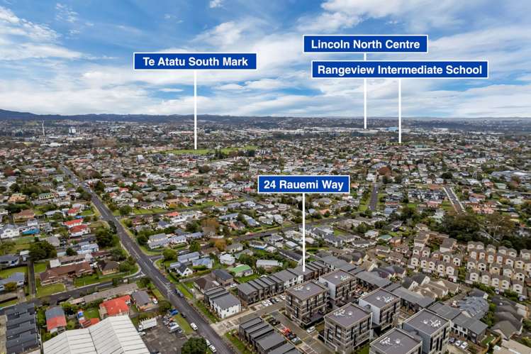 24 Rauemi Way Te Atatu South_17