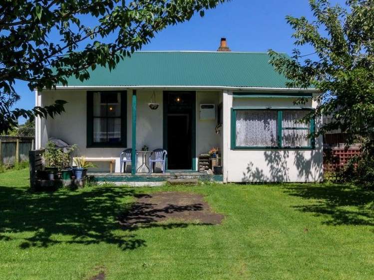 63 Queen Street Waitara_3