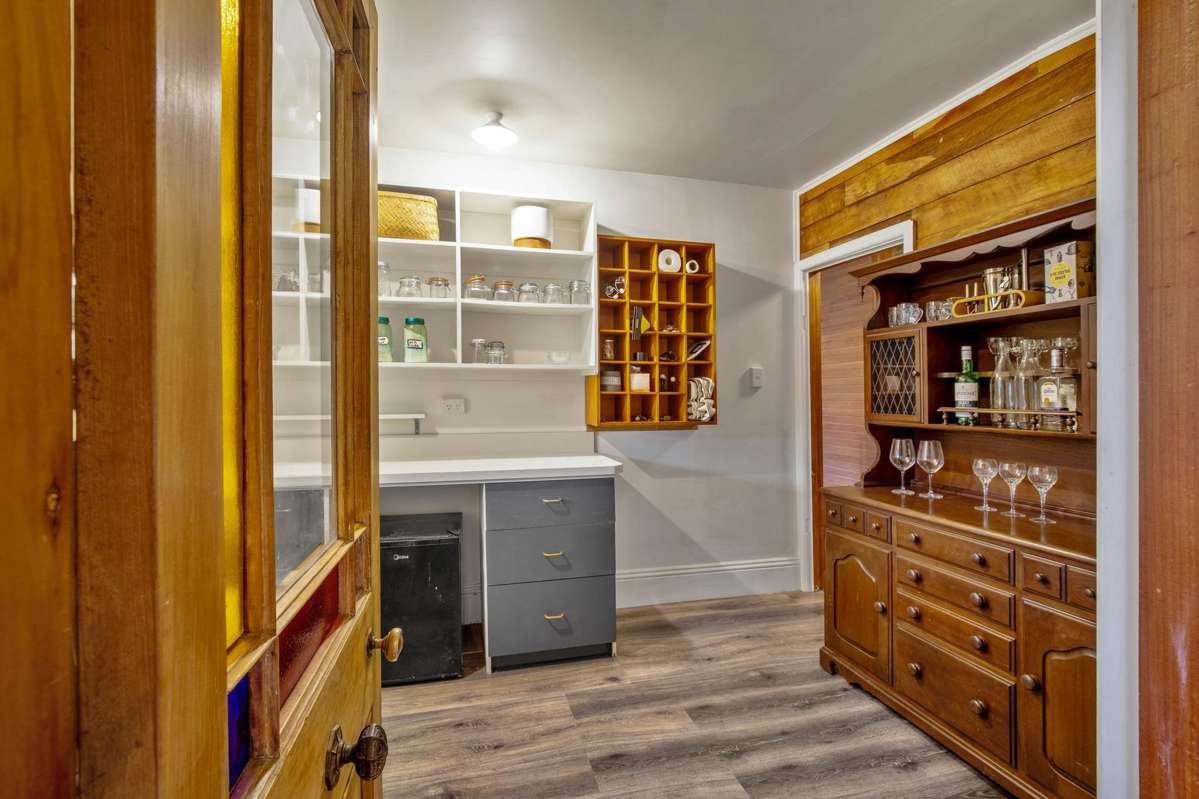 451 Ridge Road_4