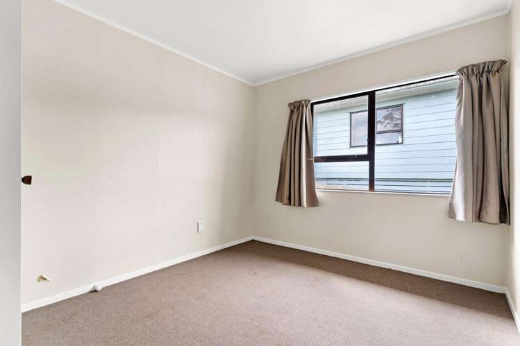 49-51 Meadowvale Rise Titirangi_13