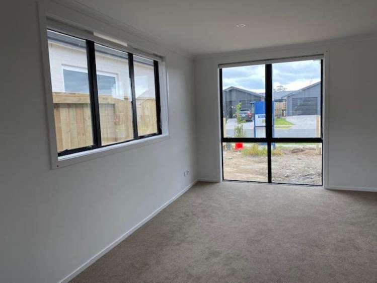 21 Kuihi Street Poike_9
