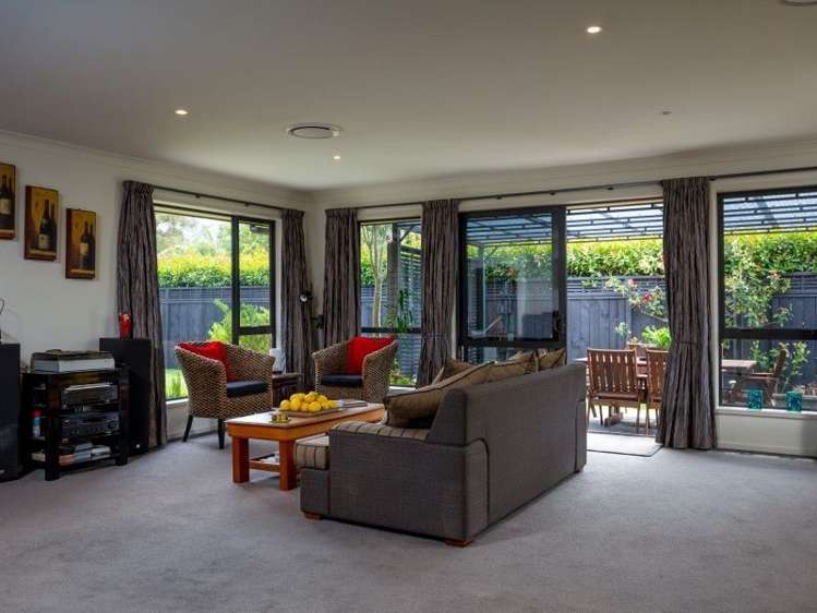 12 Nottinghill Drive Springlands_7