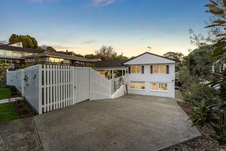 16 Pickwick Parade Mellons Bay_54