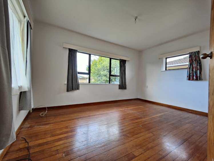 42 Tawa Crescent Manurewa_4