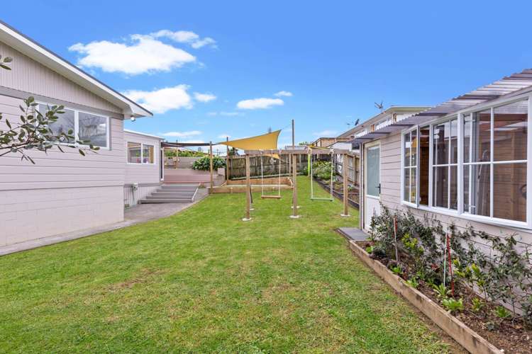 23 Angelo Avenue Howick_10