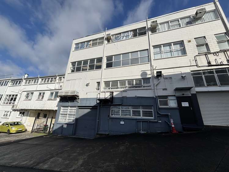 Basement 1/65 Birkenhead Avenue Birkenhead_5