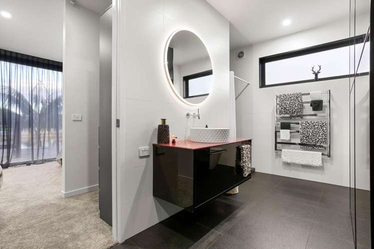 118 Motu Iti Pauanui_20