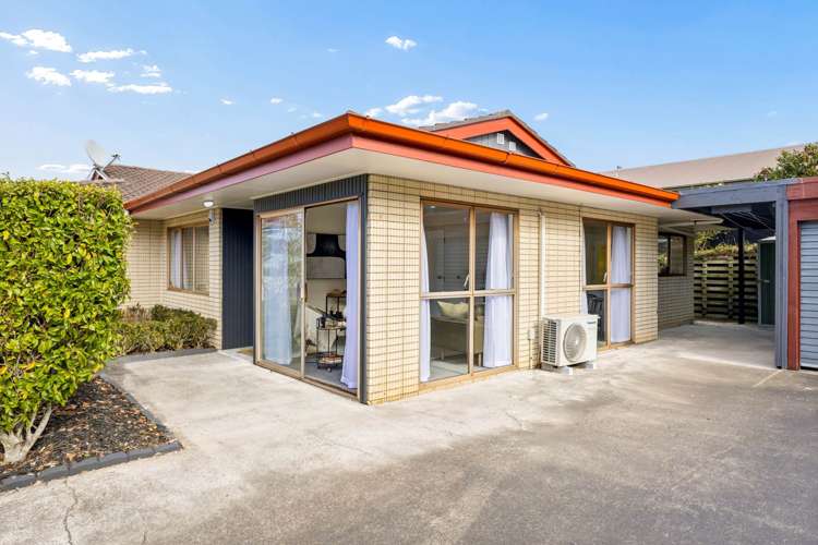 3/698 Mount Albert Road_0