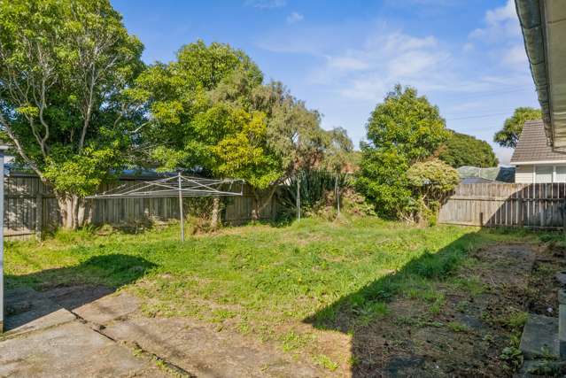 49 Shakespeare Avenue Trentham_3