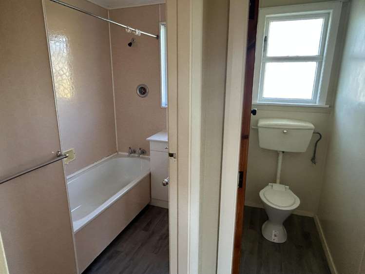 5 Caldwell Road 10748_12