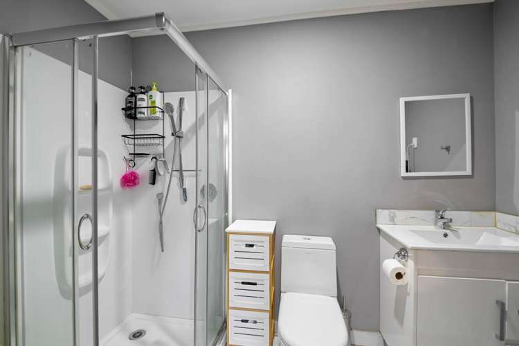 8 Hyperion Drive Randwick Park_13