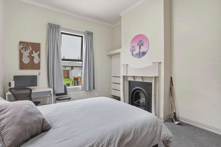 2 Baker Street Caversham_12