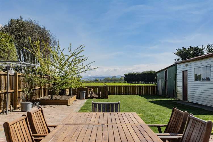 1273 Main North Road Waikuku_14