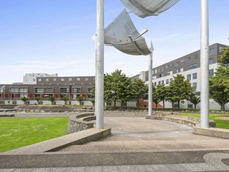 103/57 Mahuhu Crescent Auckland Central_16