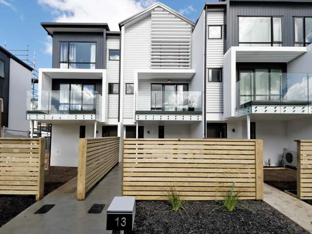 13 Glenae Lane Hobsonville_2