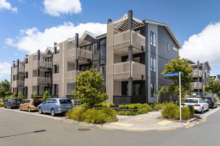 G02/9 Mahana Road Northcote_11