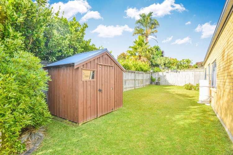 99 Kyle Road Greenhithe_16