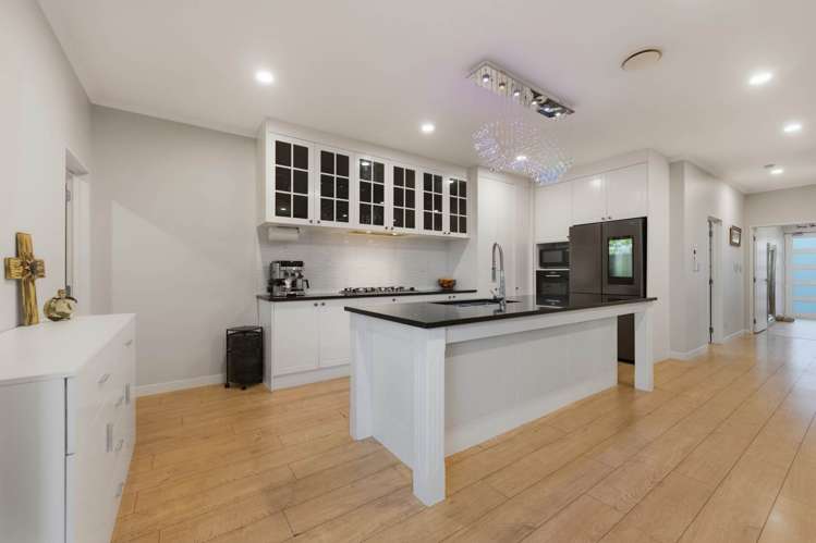 18 Tinaku Road Flat Bush_10
