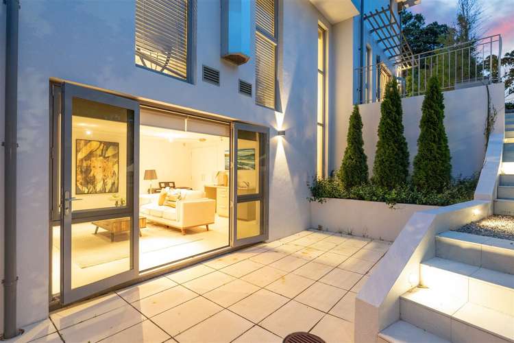 2 Codrington Crescent Mission Bay_38