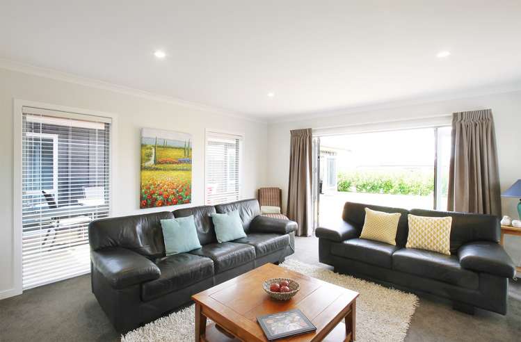 26 Onyx Place Awatoto_2