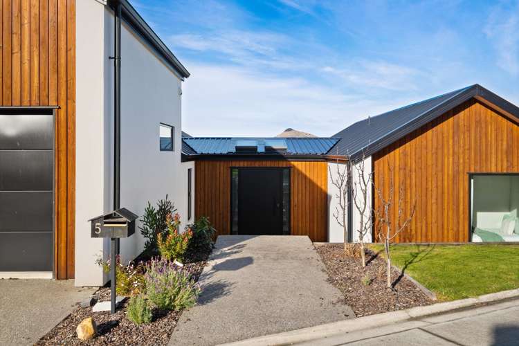 5 Goddard Way_3