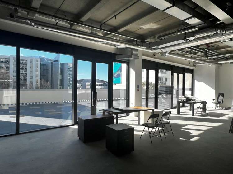 Unit 101/70 Anzac Avenue City Centre_13